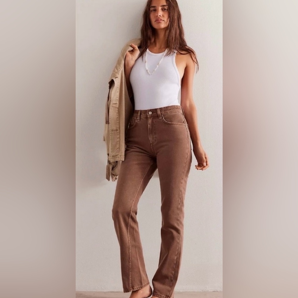 We the Free Xena High Rise Slim Straight jeans in Chocolate Mousse